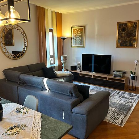 Castelvecchio Apartment Verona Bagian luar foto